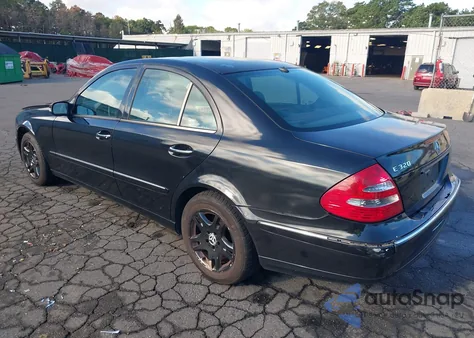2003 Mercedes-Benz E 320 из США, поврежденный, VIN WDBUF65J63X110520